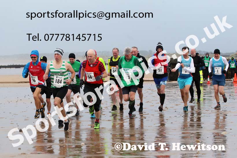 The 2021 Blyth Sands Race, December 5th. Photo: David T. Hewitson/Sports for All Pics